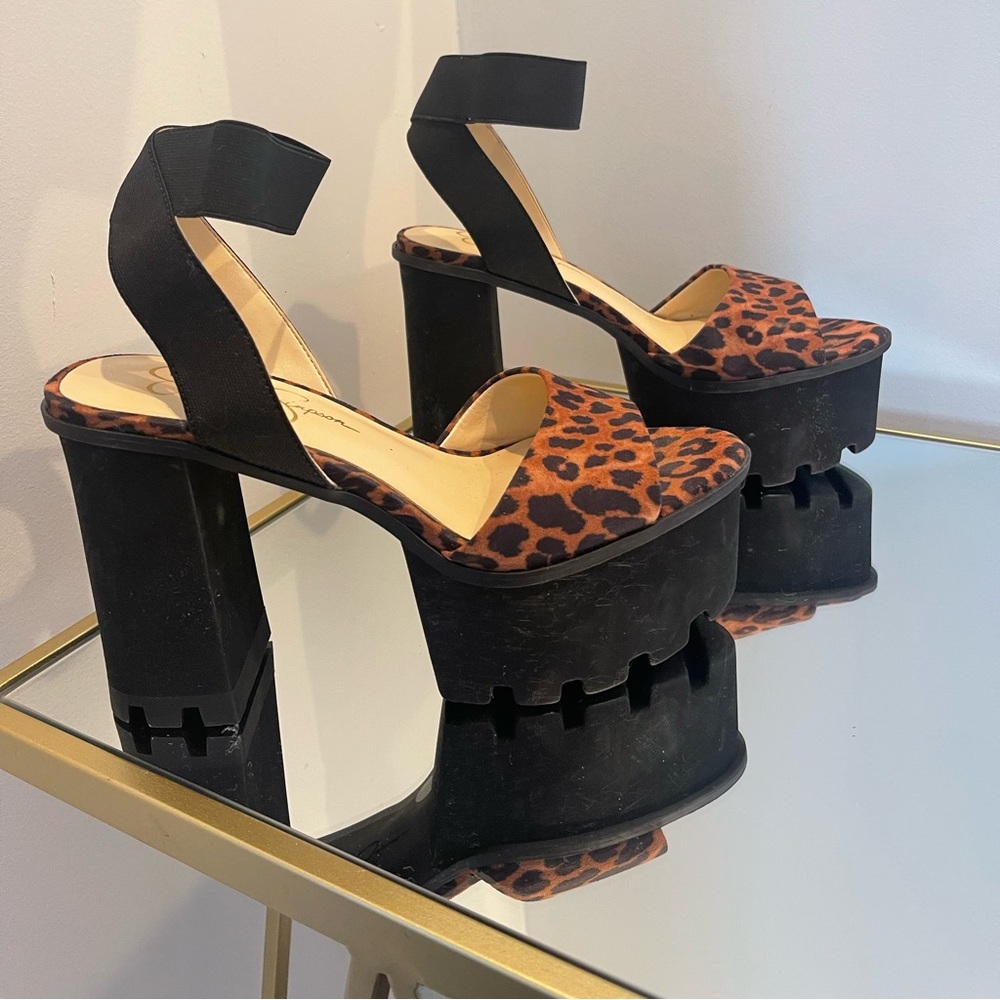 Perfect Party Shoe!